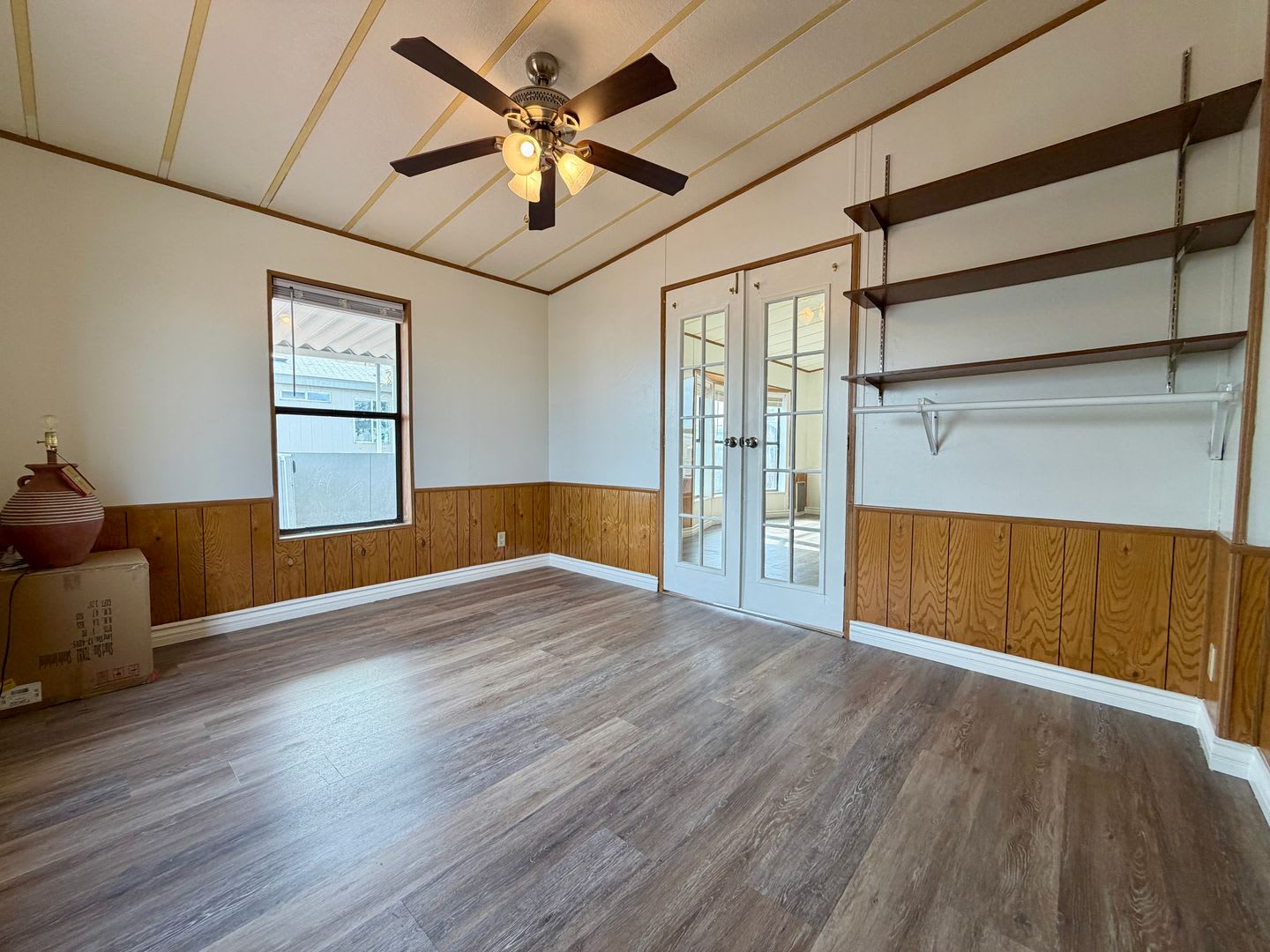 Classic One-Level Manufactured Home – photo 4