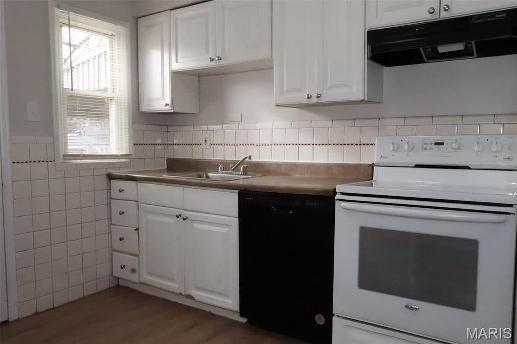 10131 Cabot Drive – photo 5