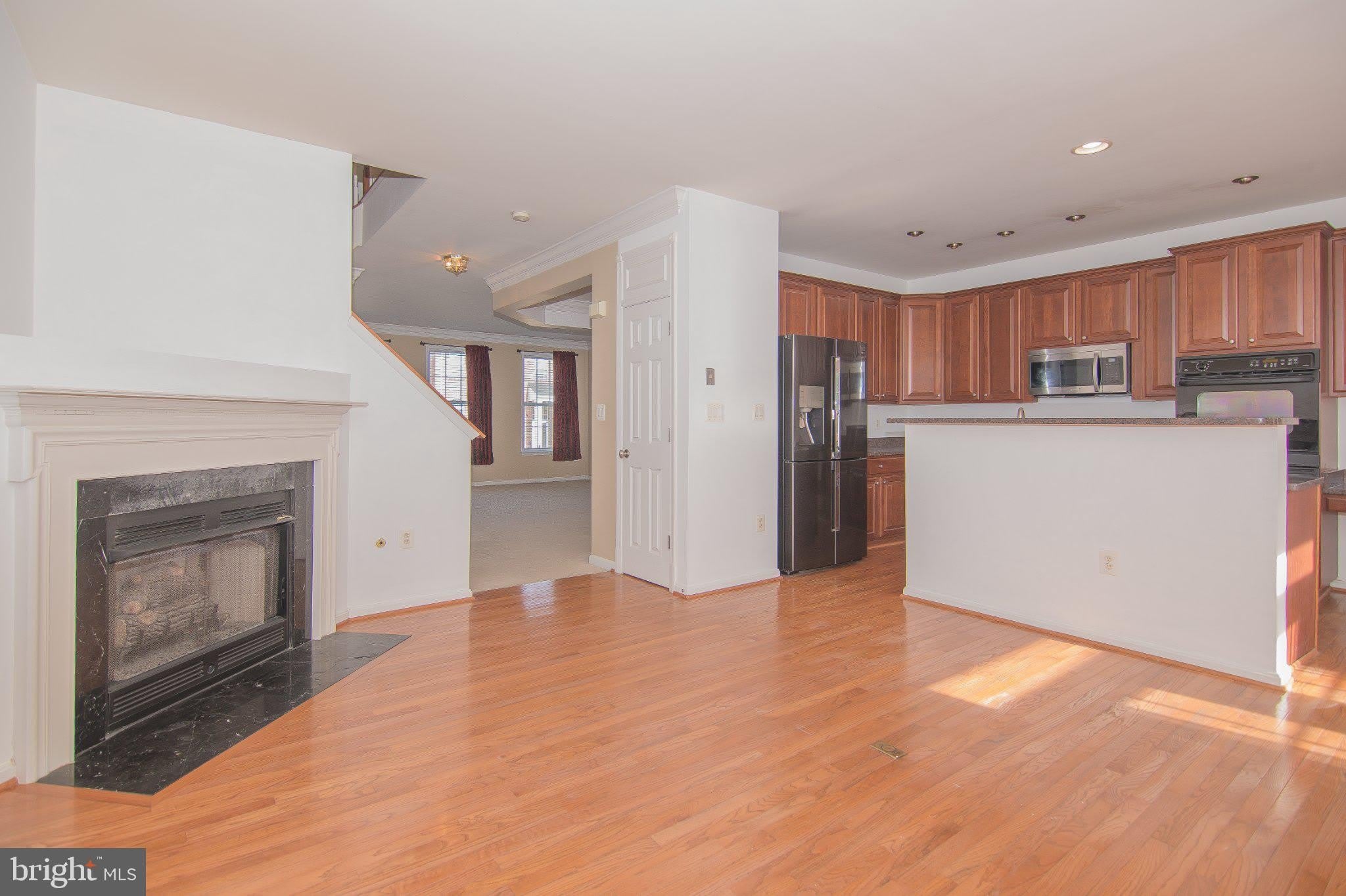 836 REVELSTORE Square NE – photo 5