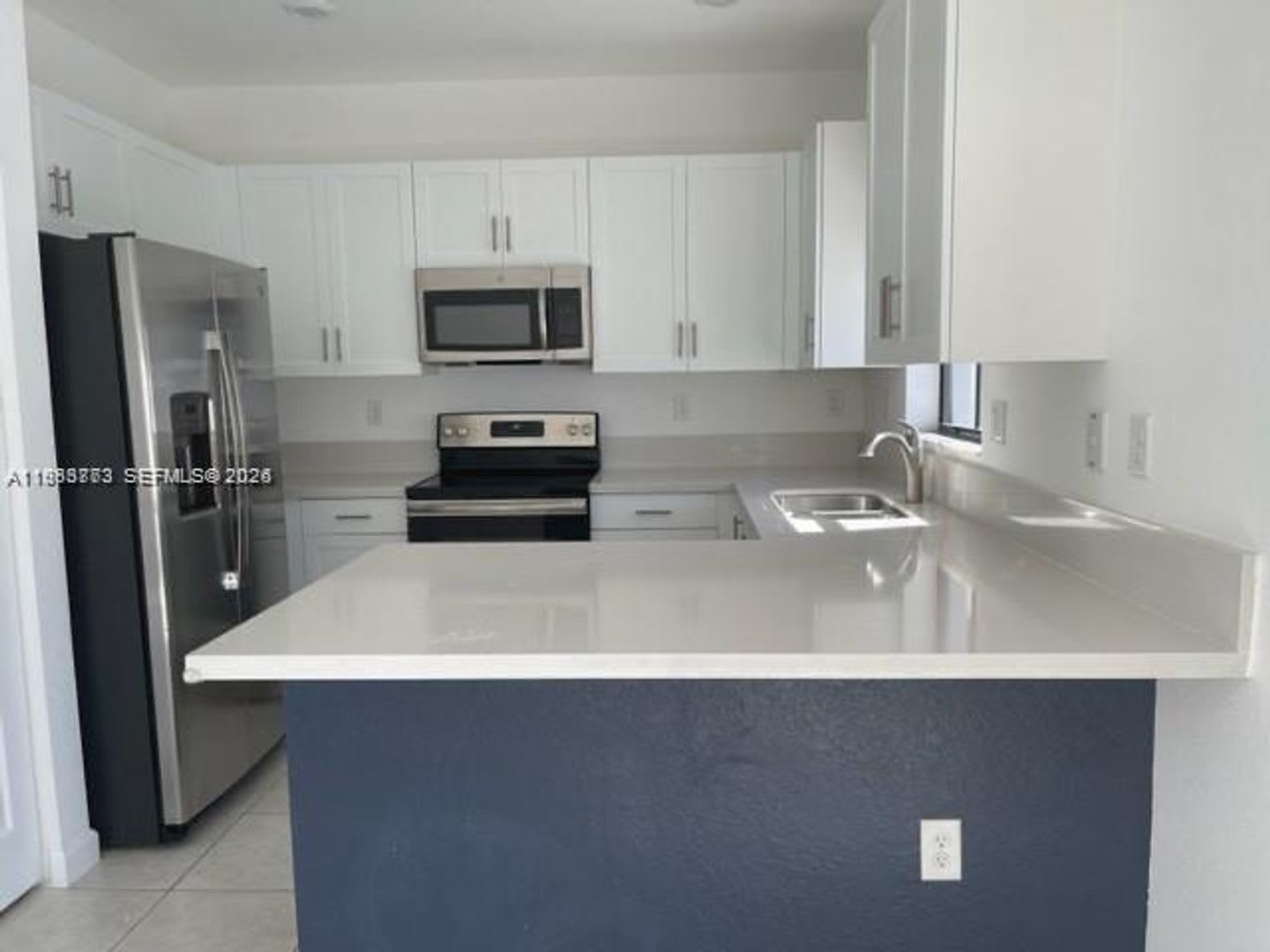 3380 W 108Th Street Hialeah Fl 33018 – photo 2