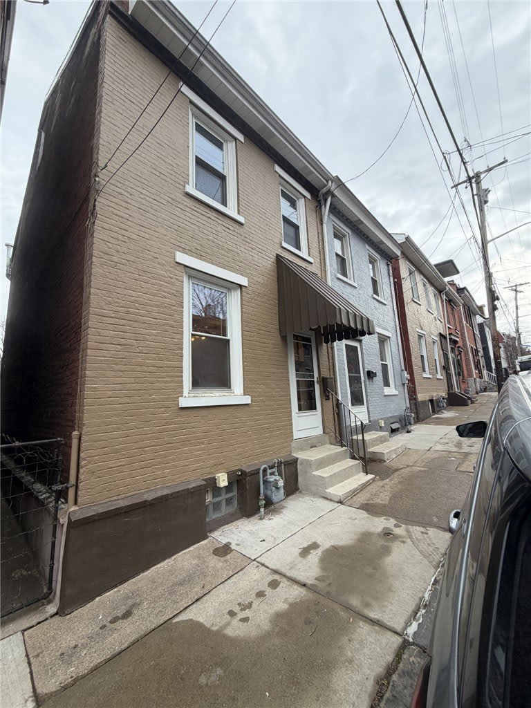 235 38Th St – photo 4
