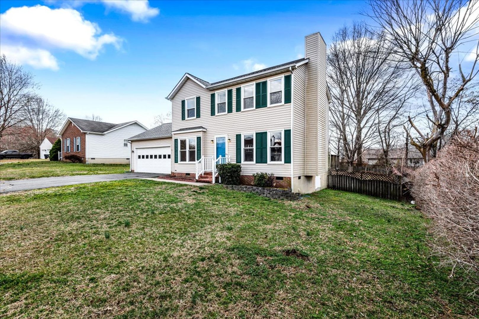 3 Bed 2 5 Bath Single Family Home In Spotsylvania – photo 2