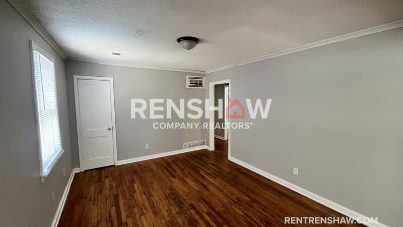 772 Whitney Ave – photo 2