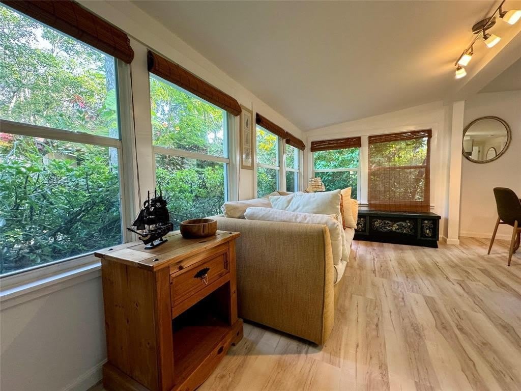 737 SW 14th Avenue – photo 5