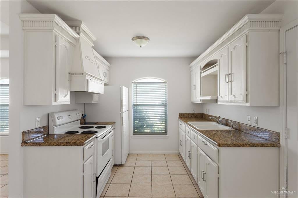705 West Bronze Drive – photo 5