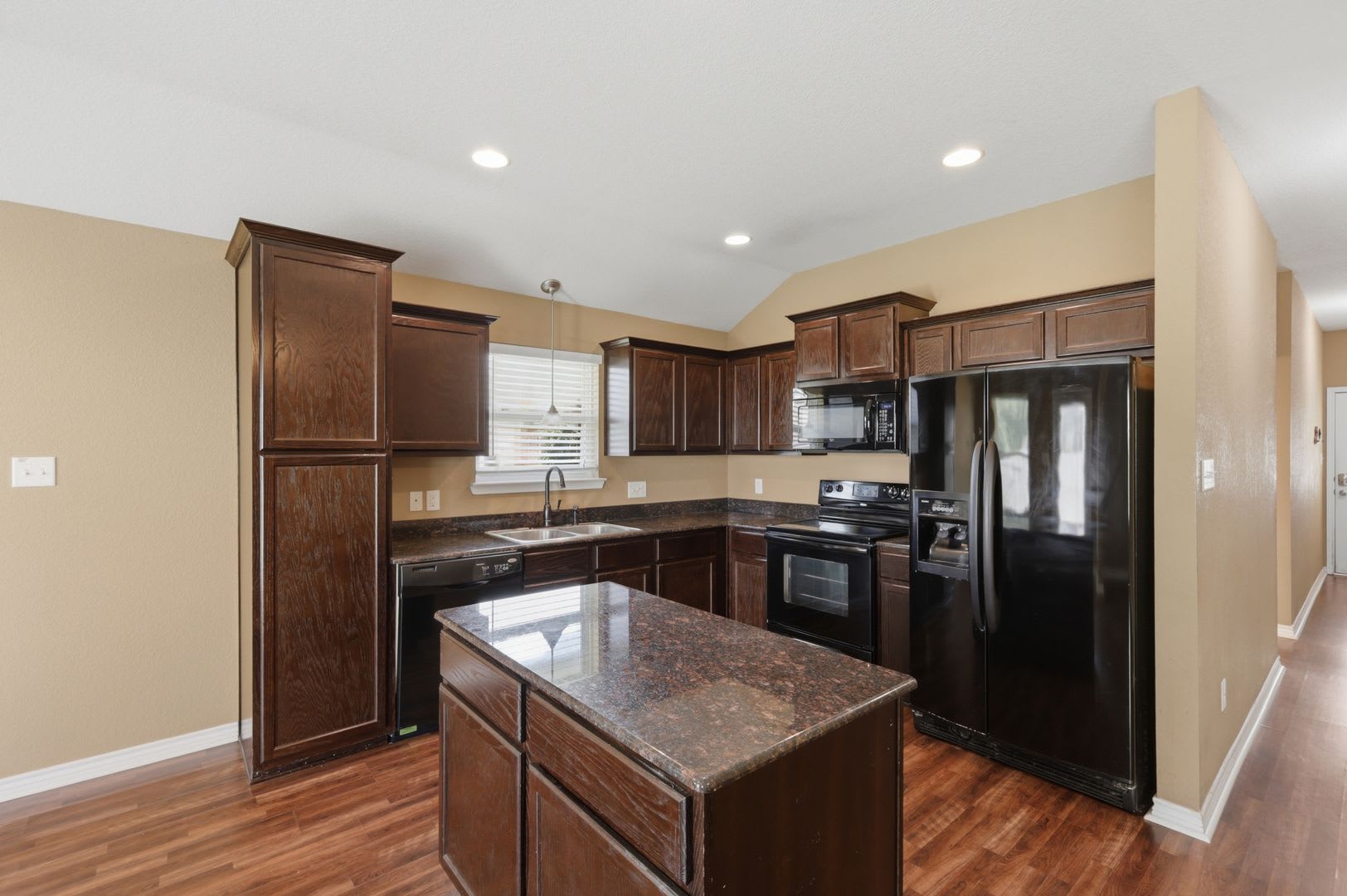 Spacious 3 2 Available For Lease In Bryan College Station – photo 5