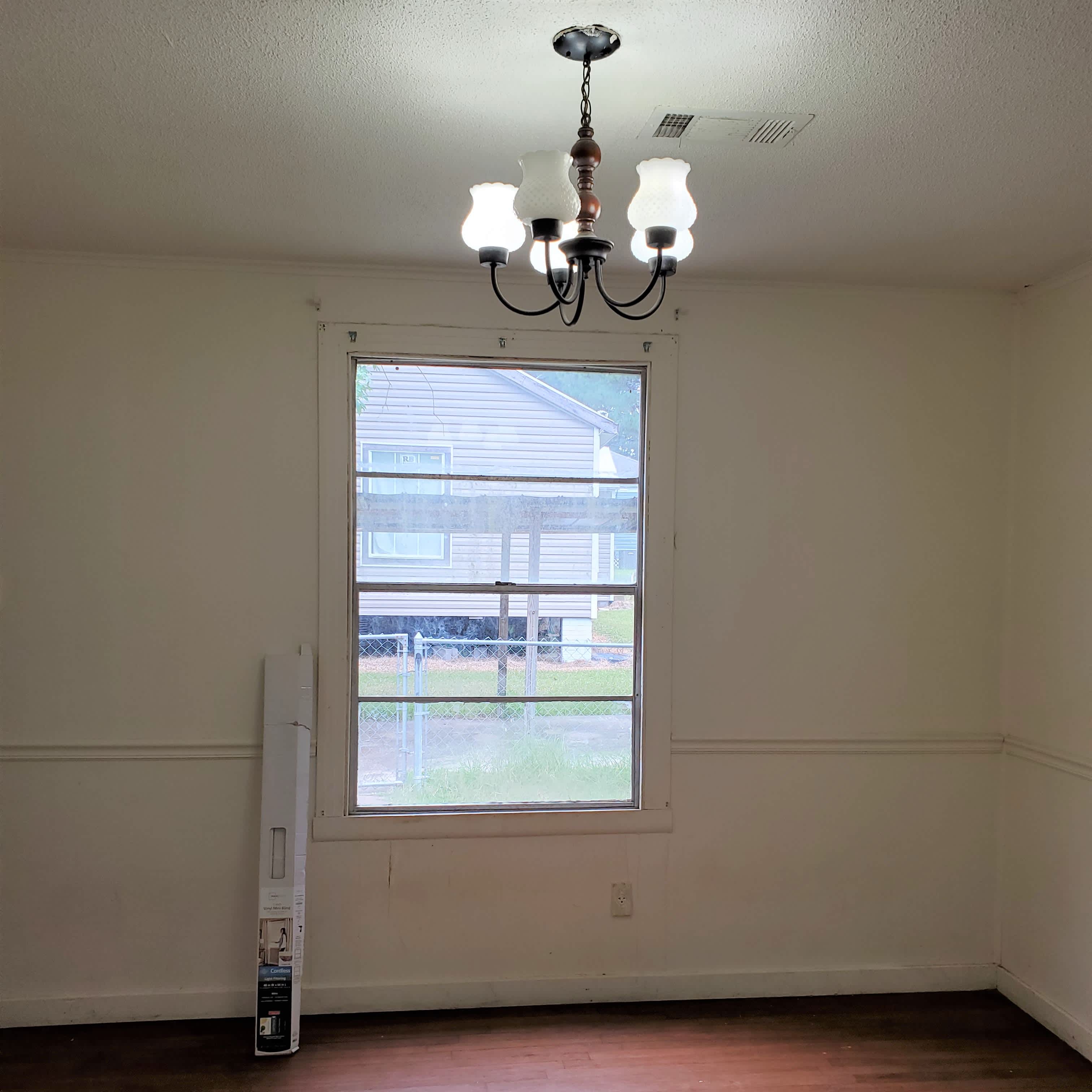 911 Pinckney Ave – photo 4