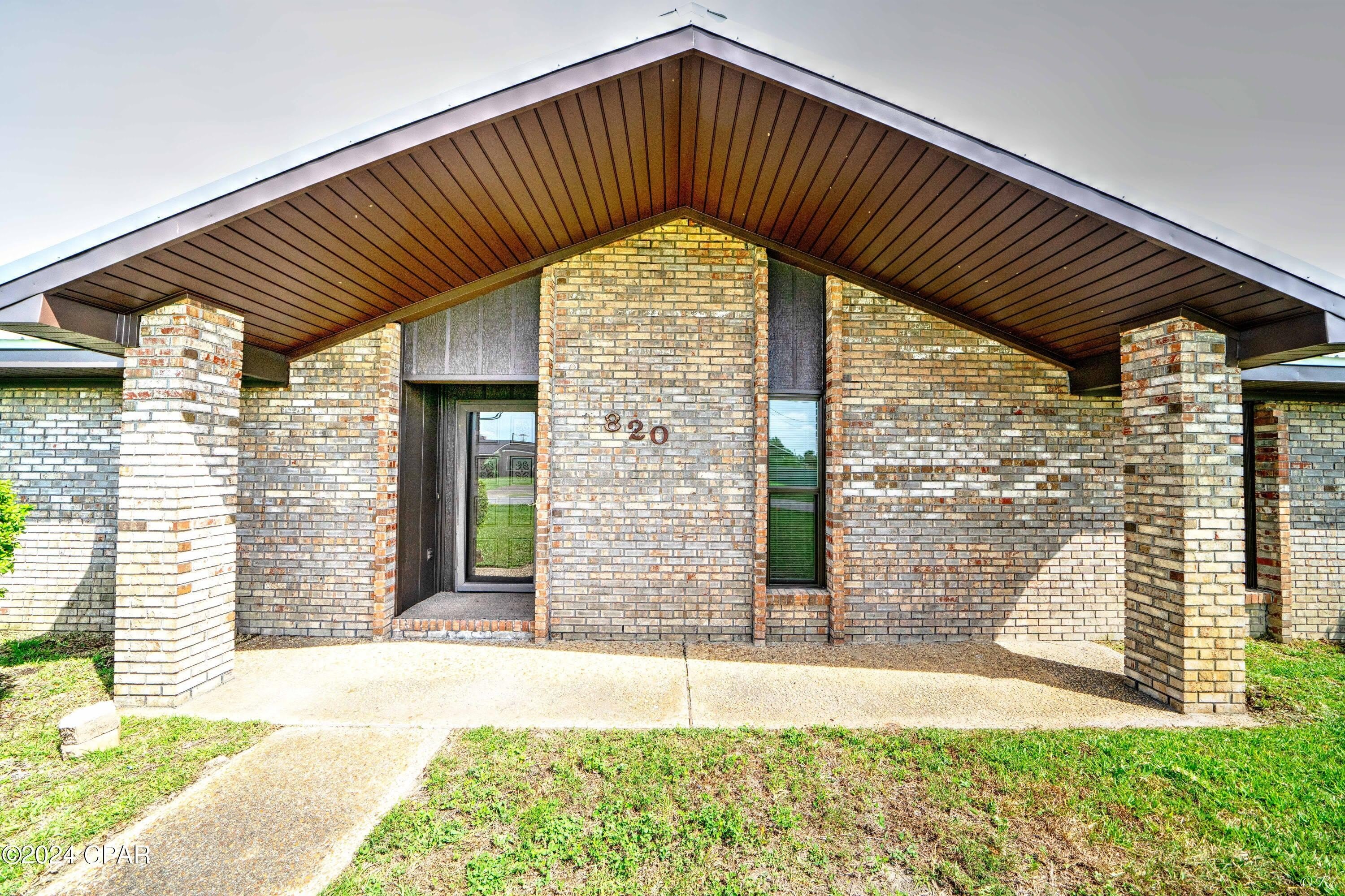1820 W 24th Street – photo 4