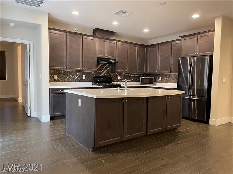 1546 Bryce Canyon Street – photo 5