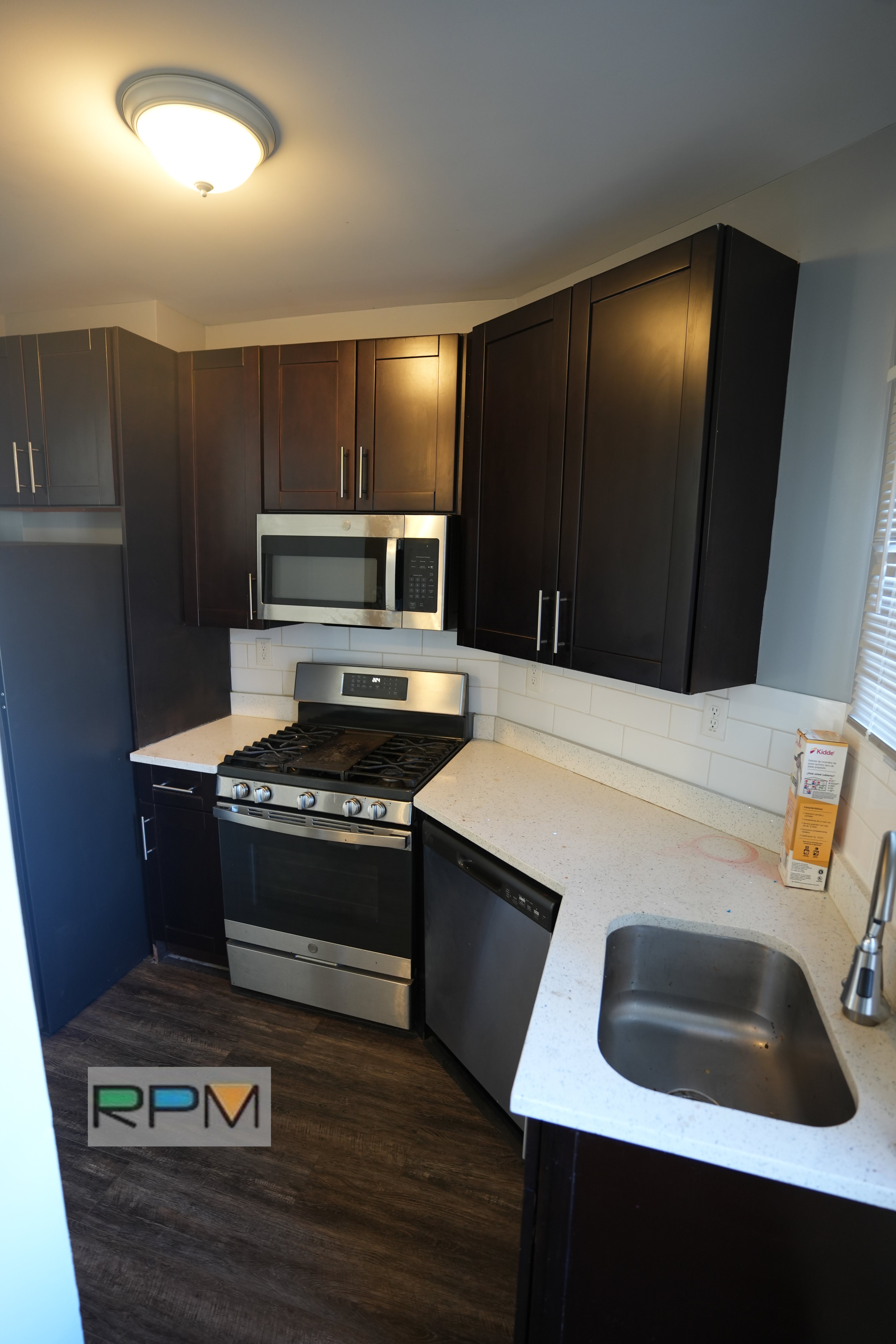 1204 Bonaparte Ave – photo 4