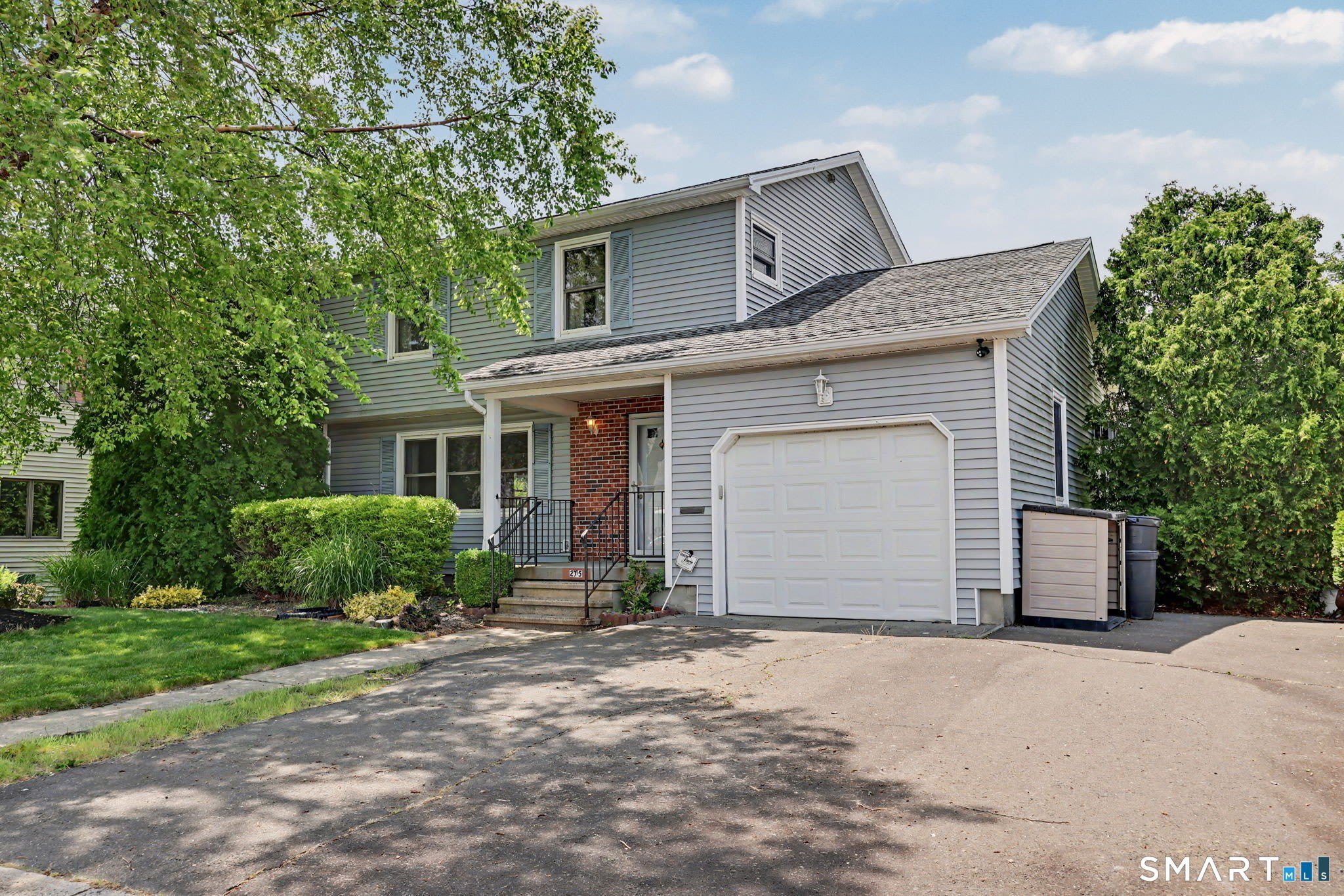 275 York Street – photo 2