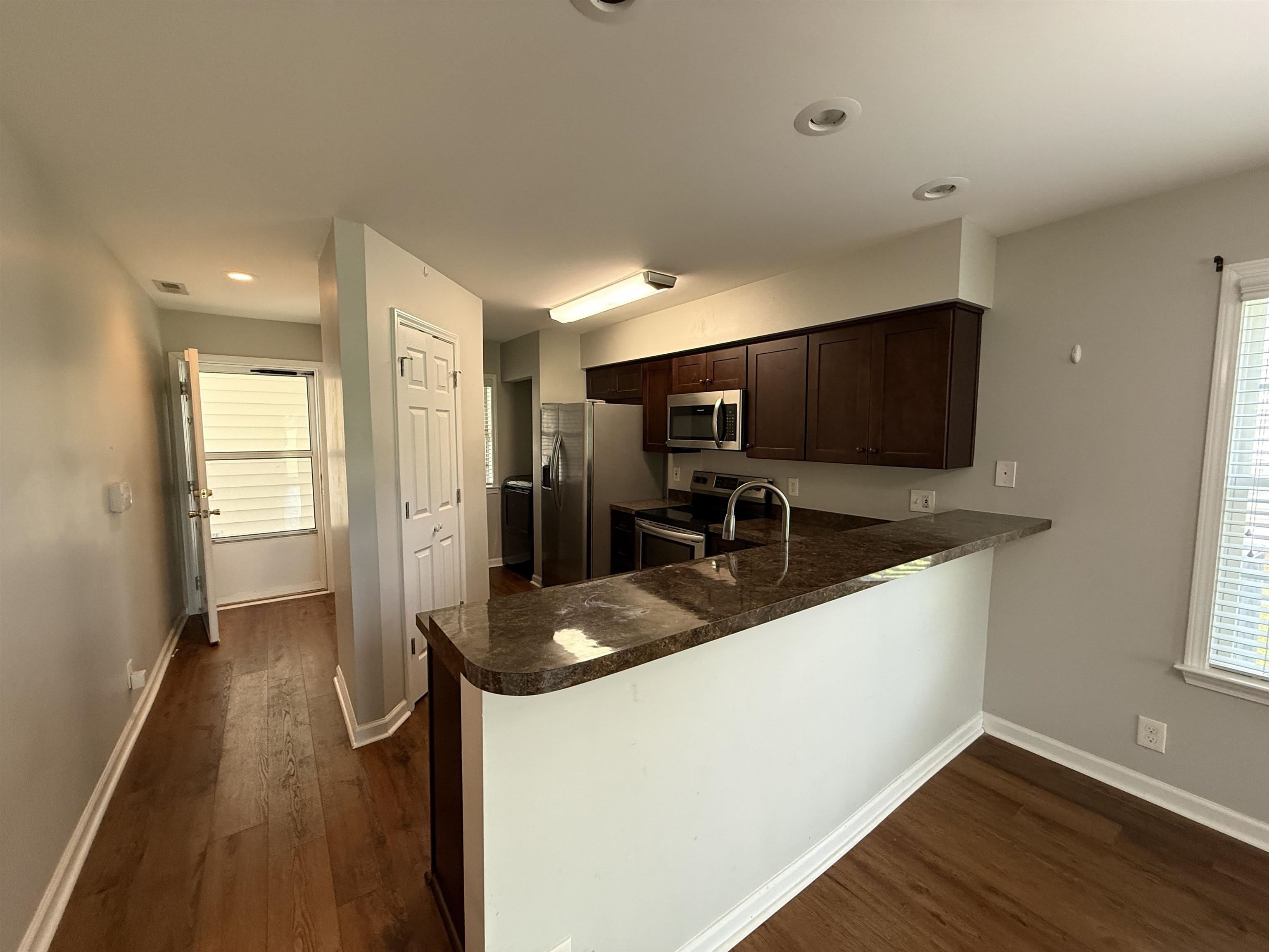 653 Tupelo Ln. – photo 5