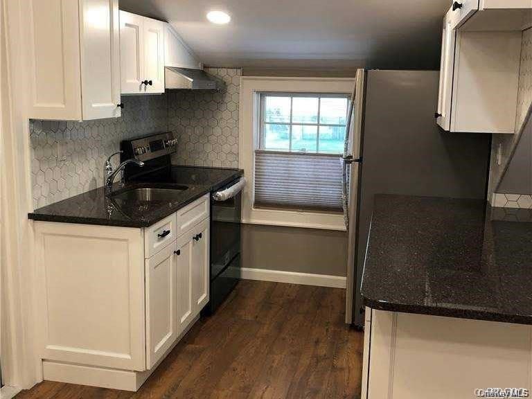 338 Lake Avenue – photo 5