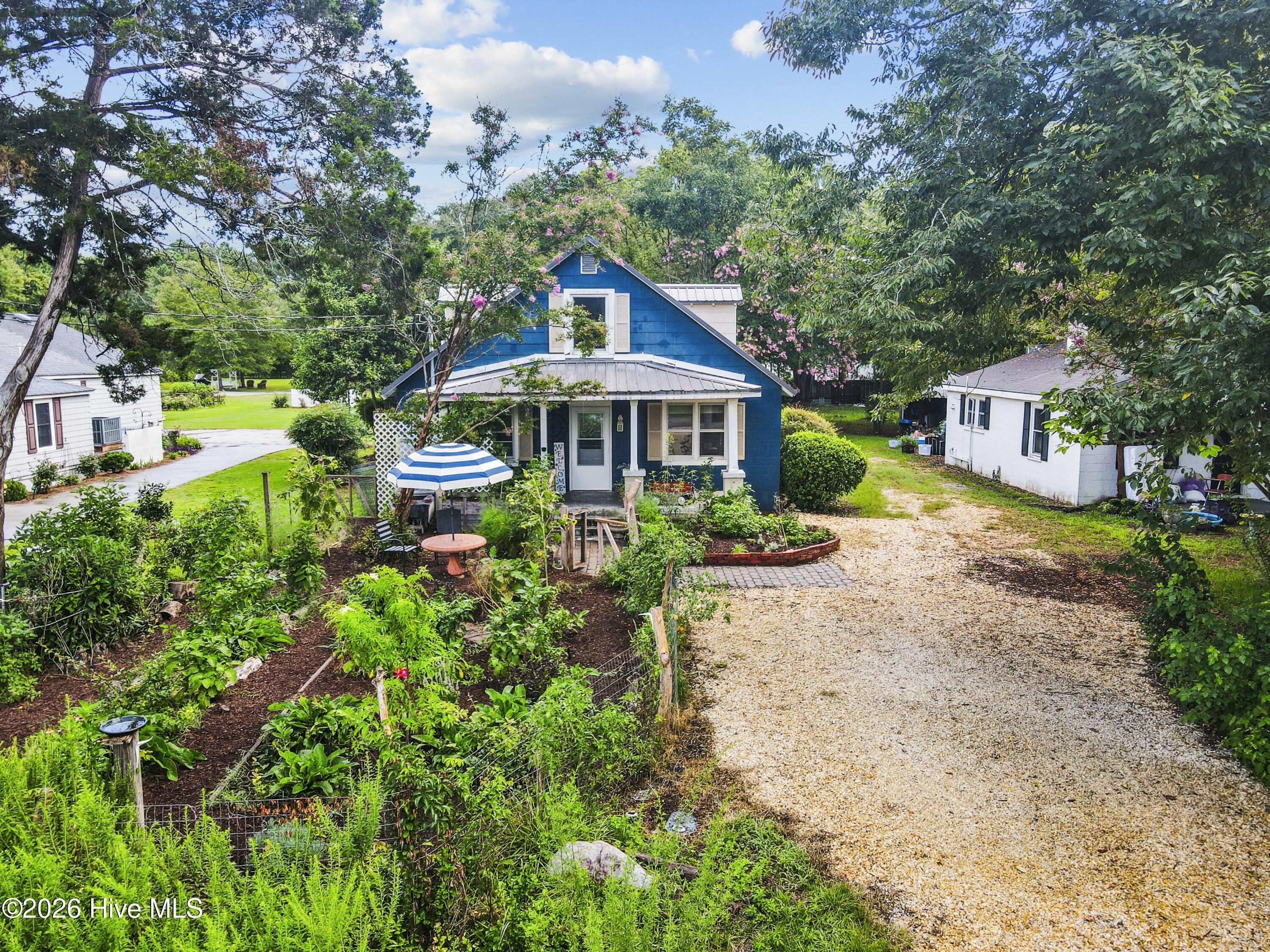 312 Beach Street – photo 3