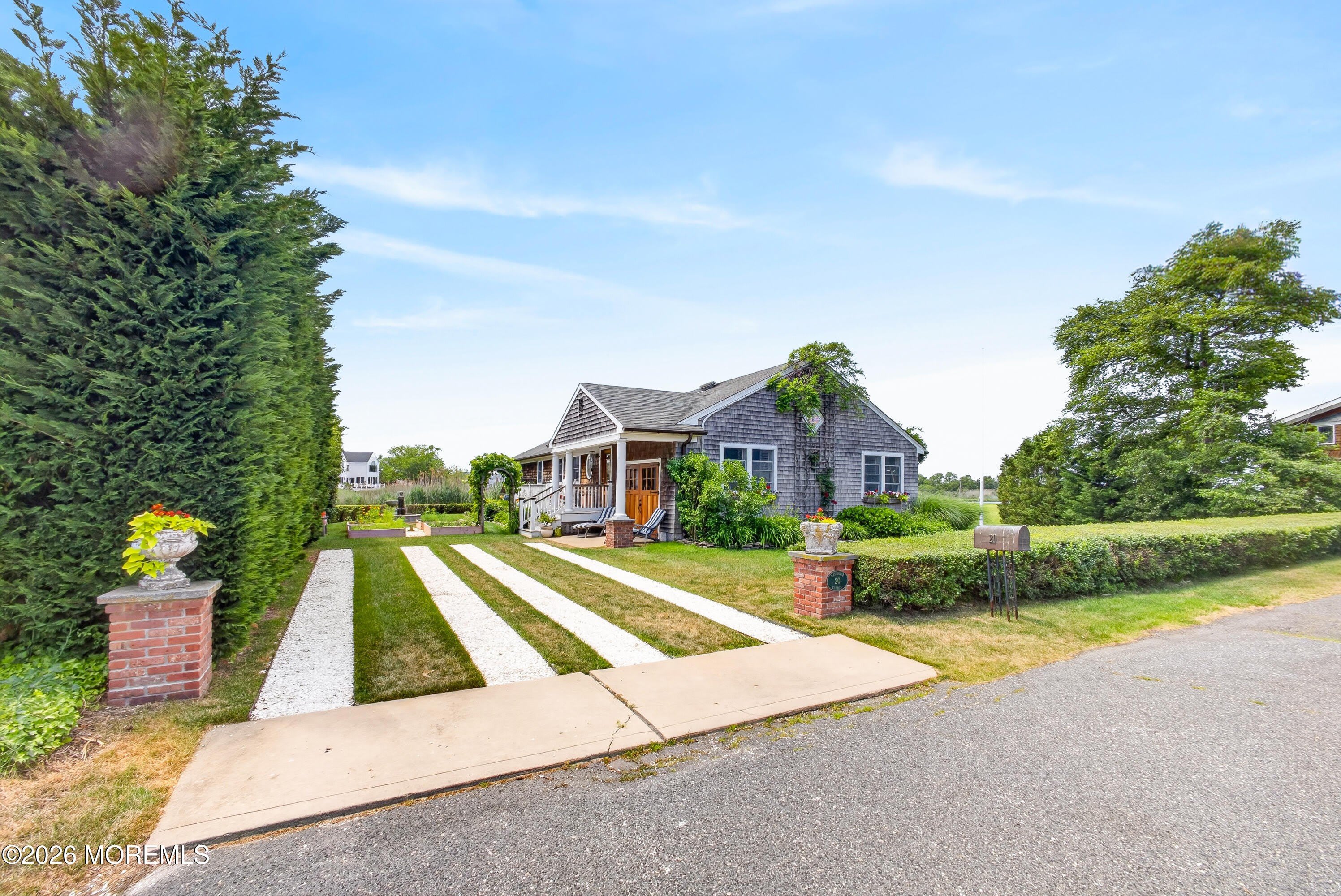 20 Bayonne Avenue – photo 2
