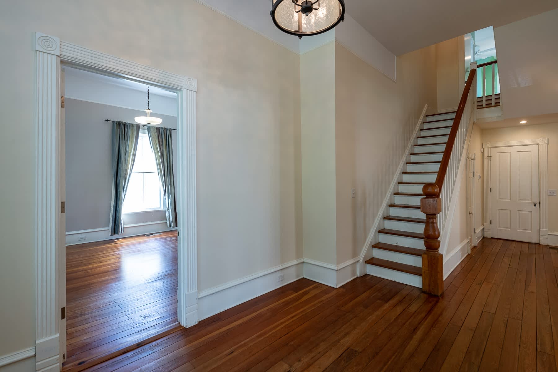 765 Woodland Ave SE – photo 3