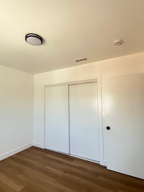 1246 W 96Th St – photo 4