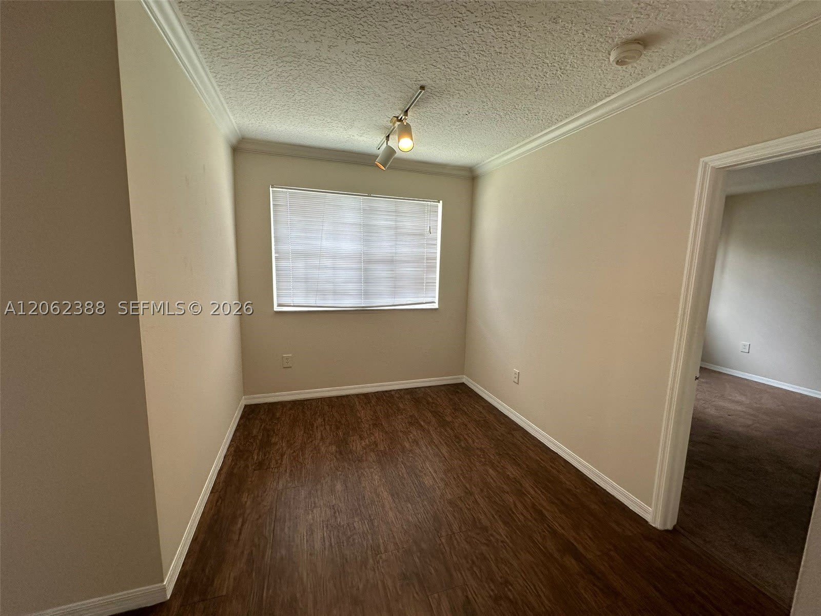 11600 SW 2nd St – photo 4