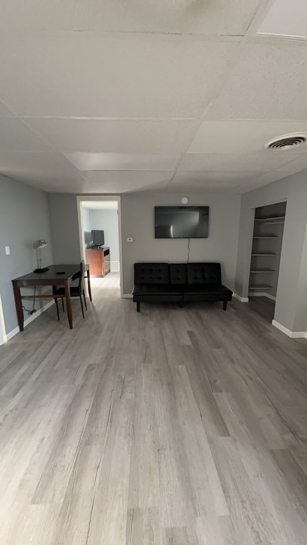 1201 E Broadway APT K – photo 2