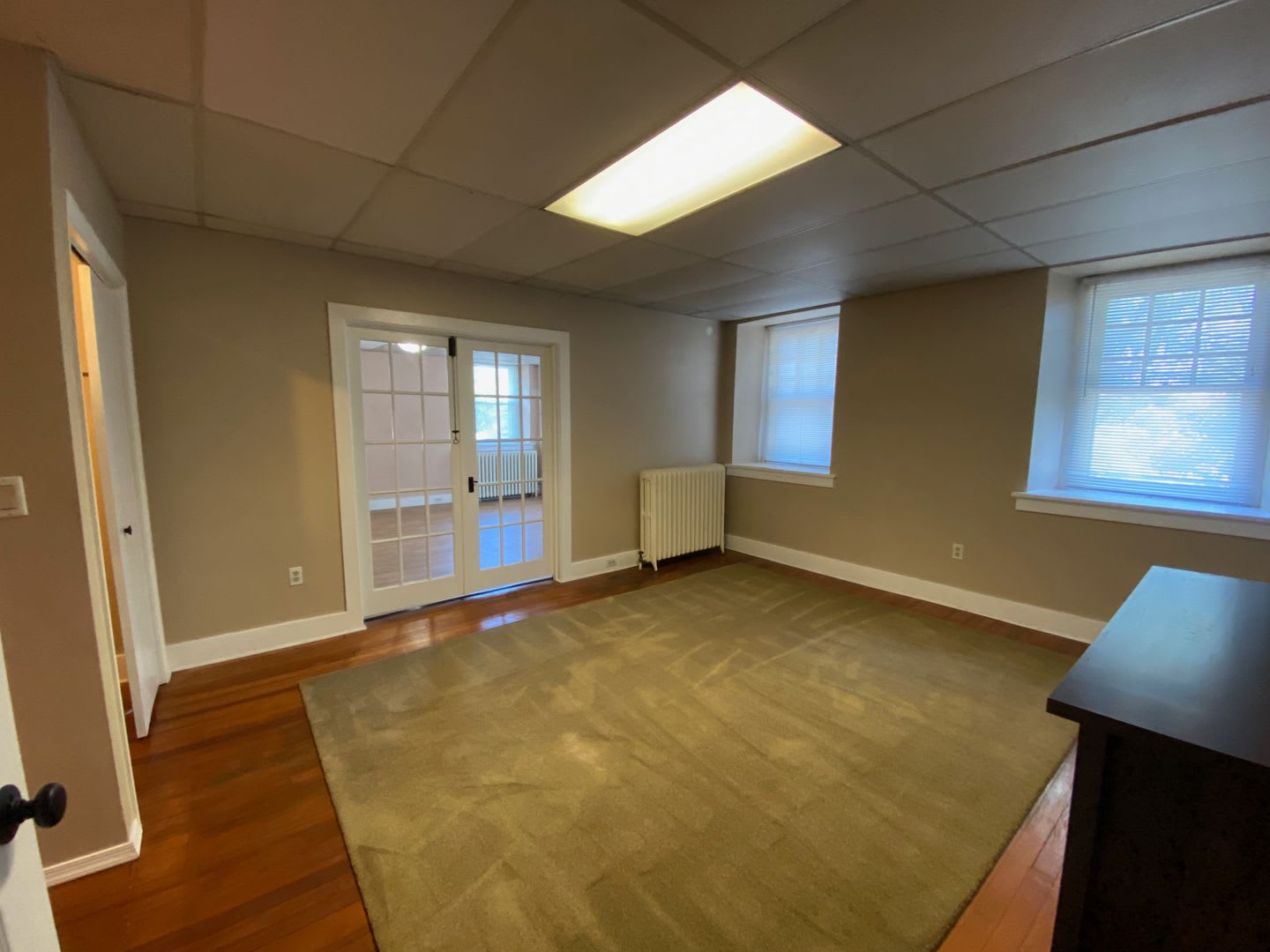 3 BEDROOM APARTMENT! – photo 5