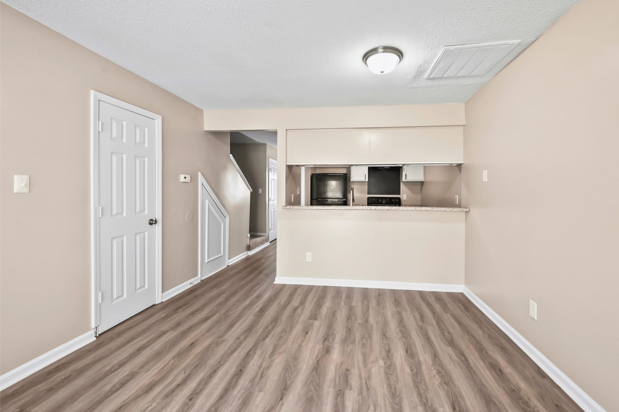 North Ingleside Townhomes – photo 3