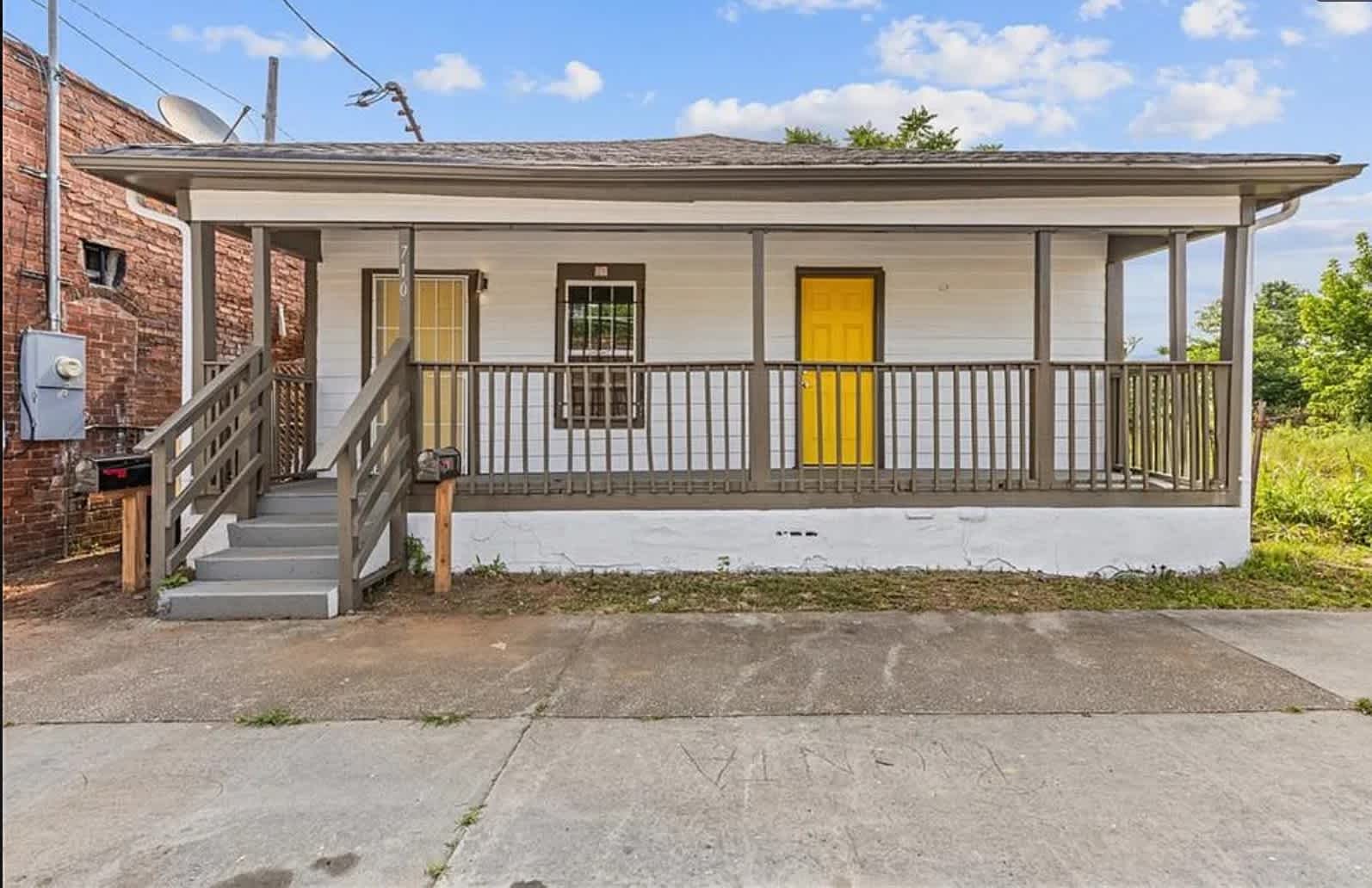 710 McDaniel Street Southwest – photo 1