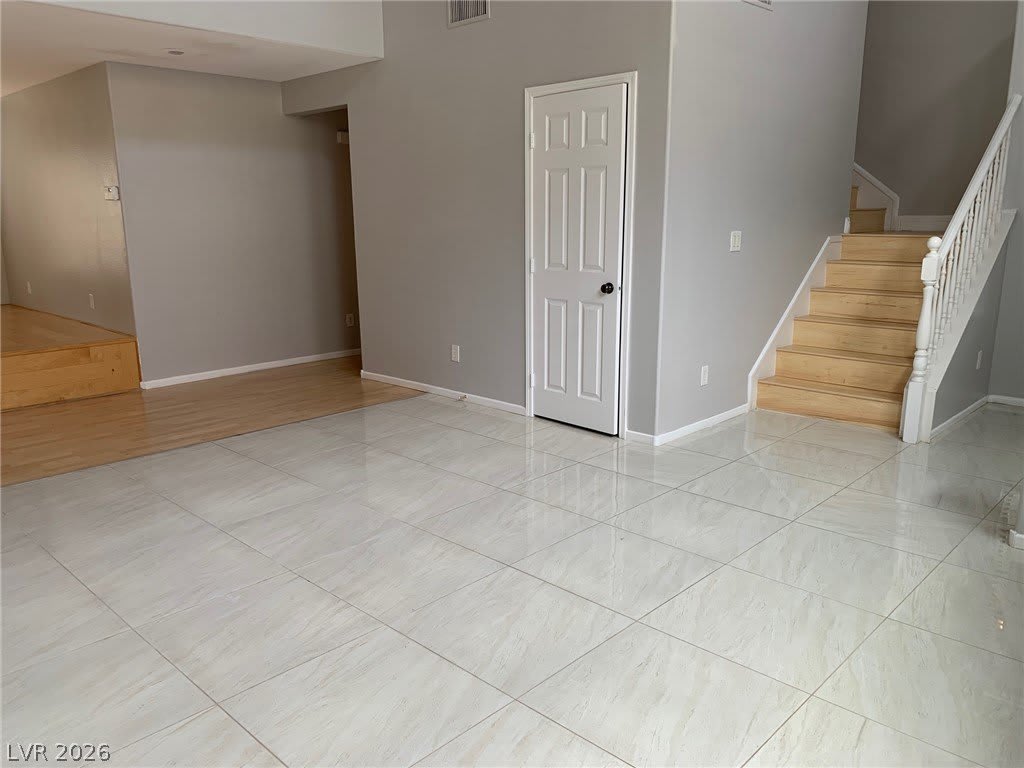 9933 W Diablo Drive – photo 5