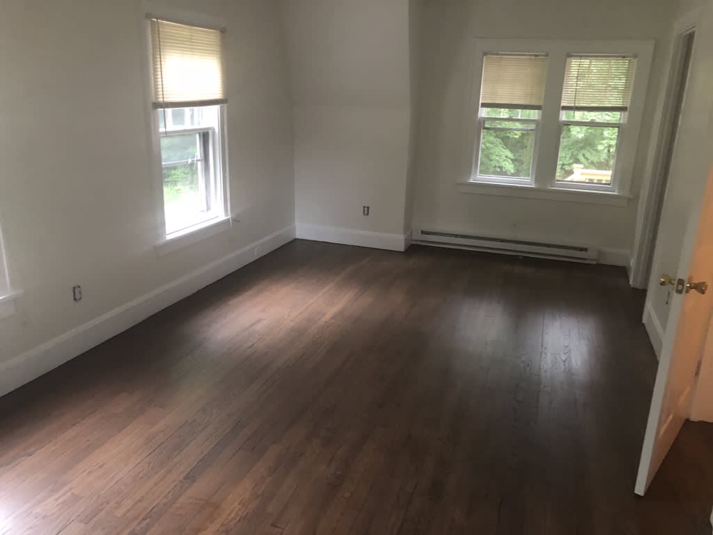 857 Main St – photo 3