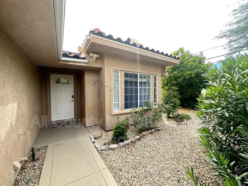 66613 San Diego Drive – photo 2