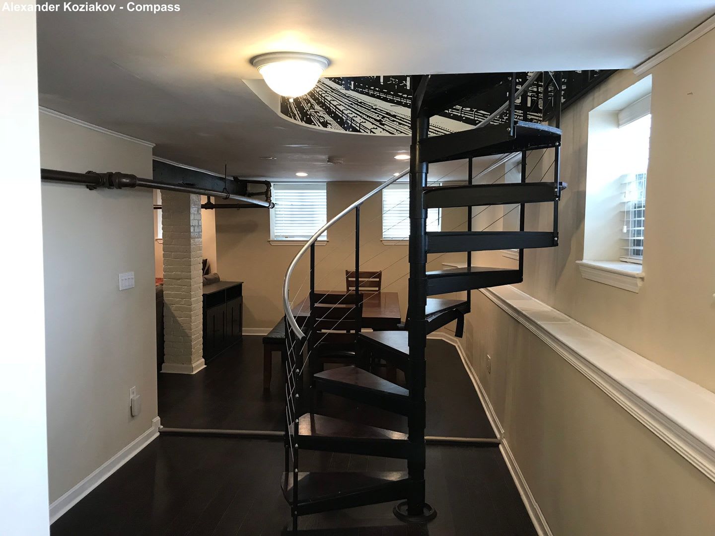 Charming 5 Bedroom – photo 2