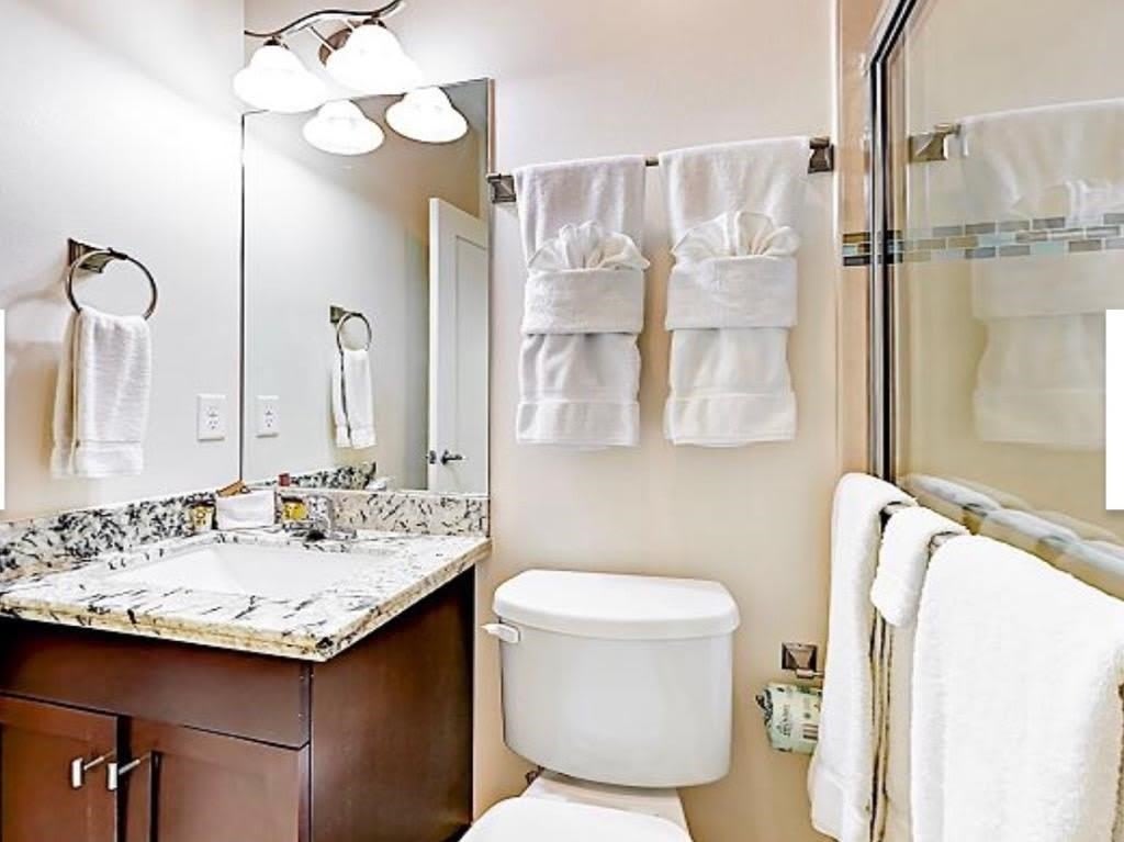 110 E Amberjack St. – photo 4