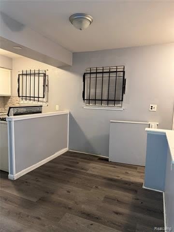 18449 Albany Street – photo 2