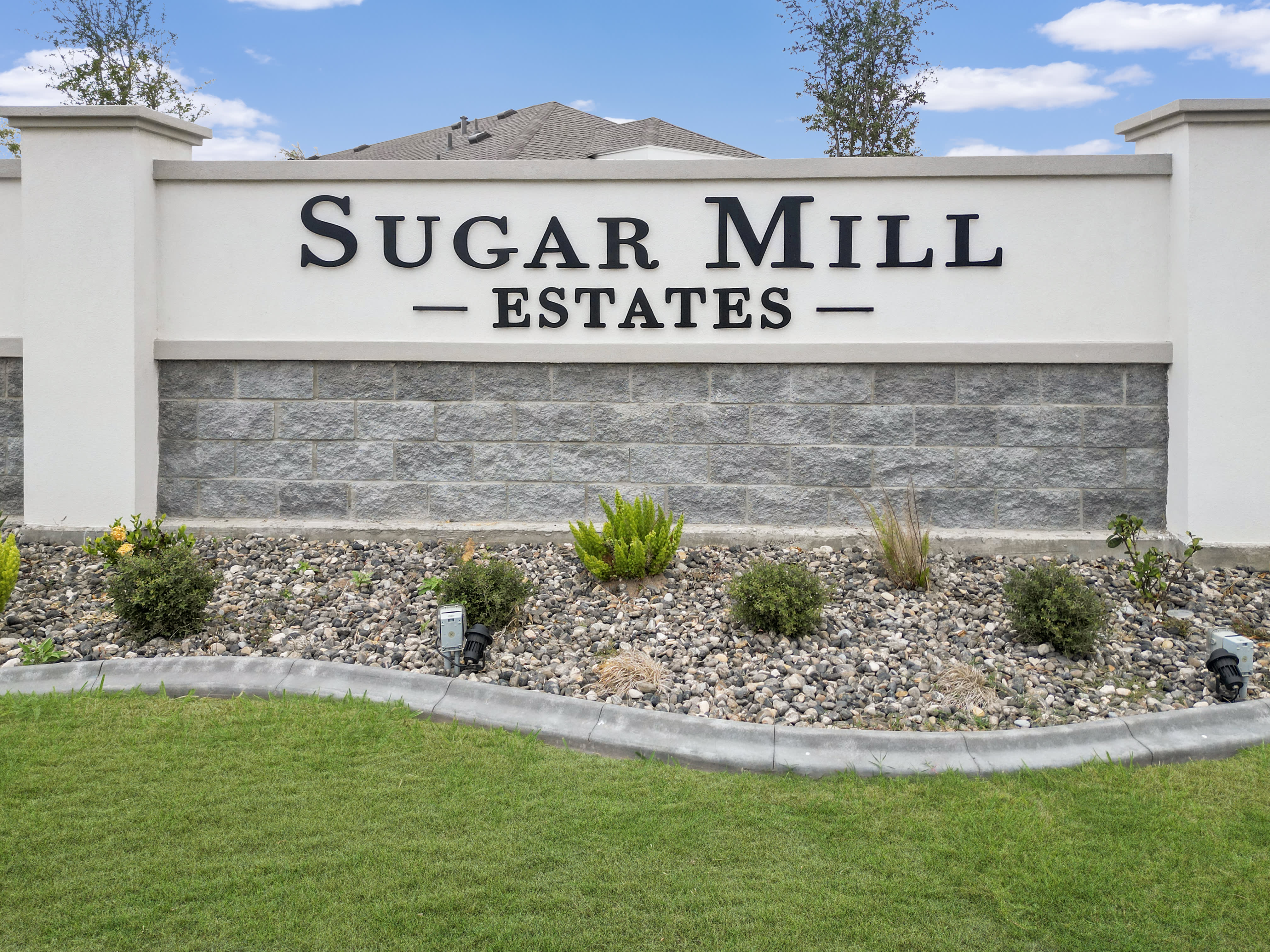 1304 Shavano Dr – photo 2