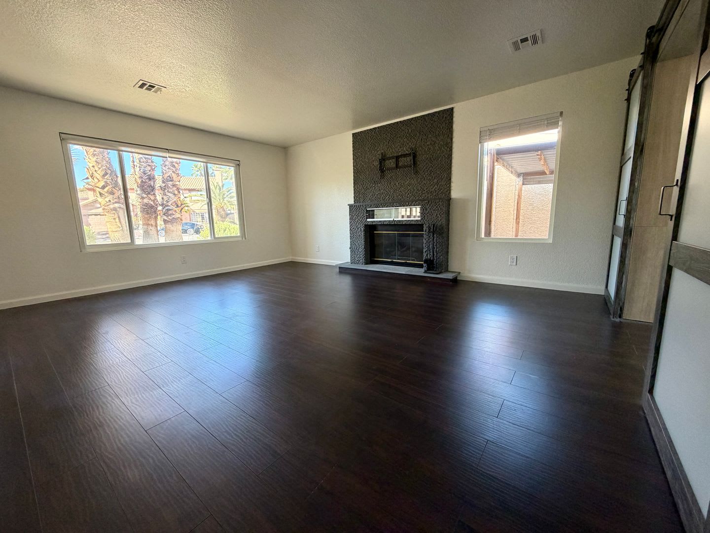 Spacious Henderson Home with Private Pool, 3 Fireplaces, & Modern Upgrades – photo 4