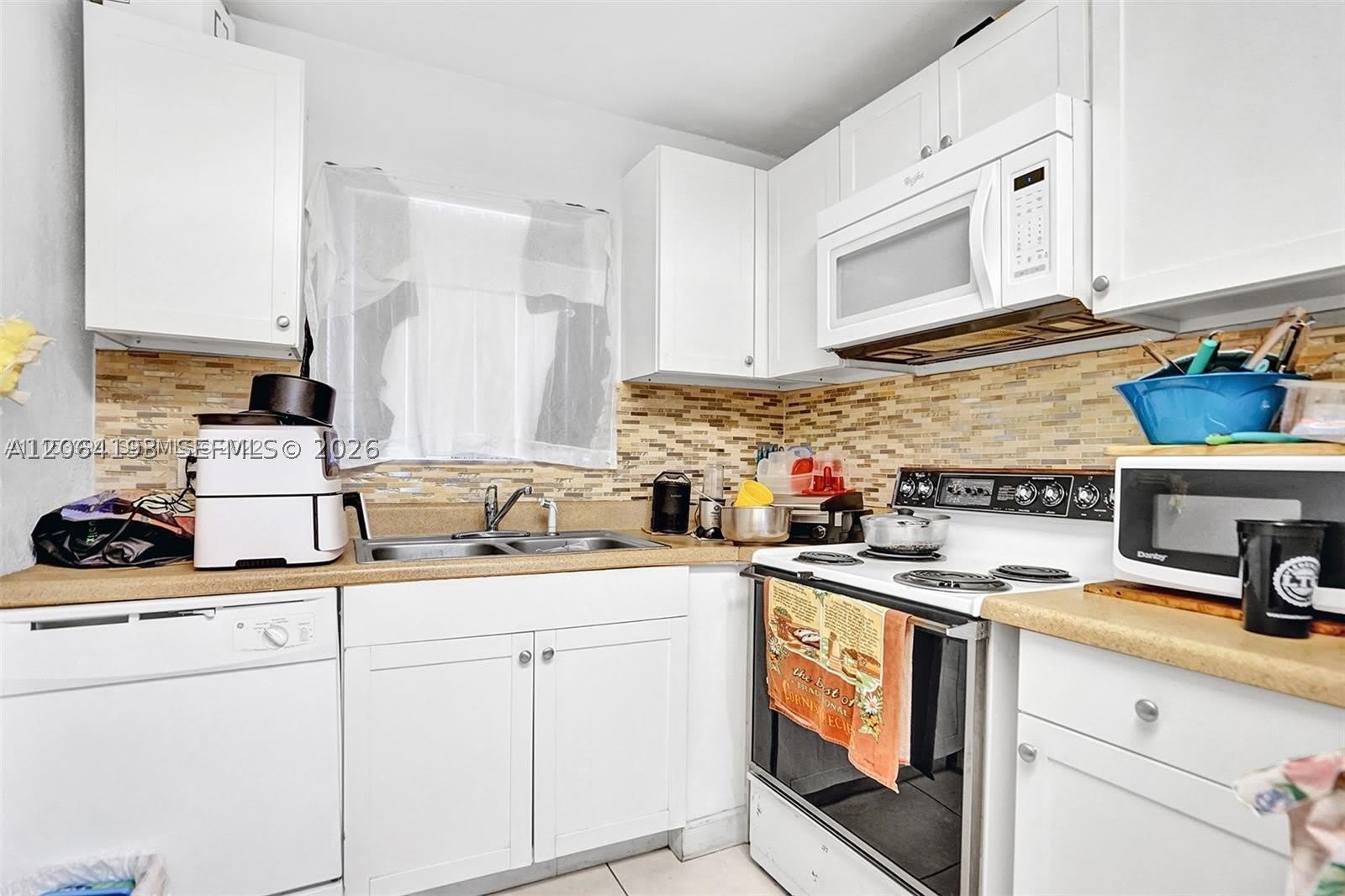 1065 S Flagler Ave – photo 4