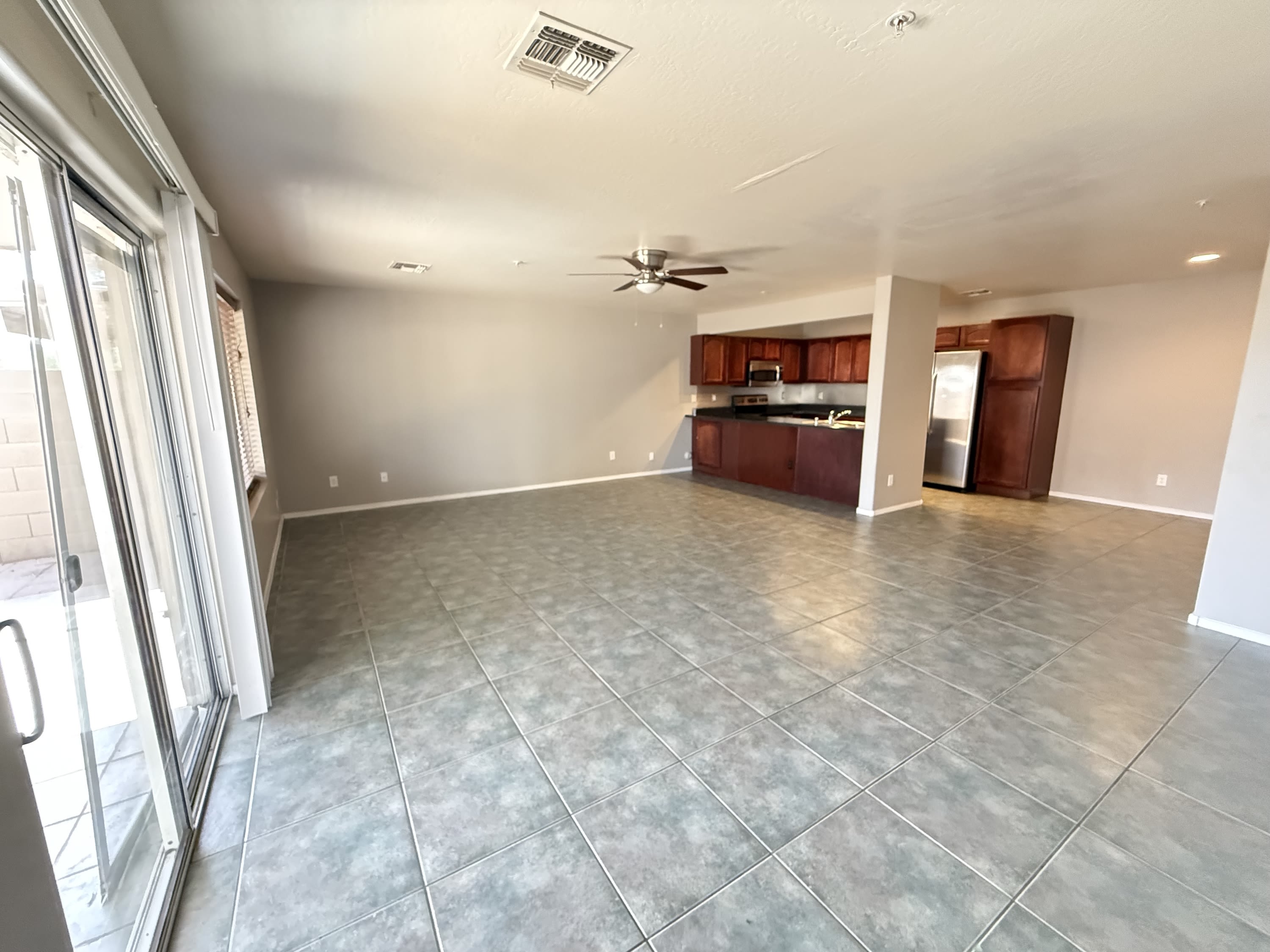 16015 N 30th St #123 – photo 4