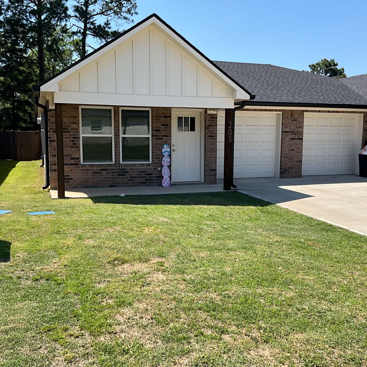 205 Isabella Street – photo 1