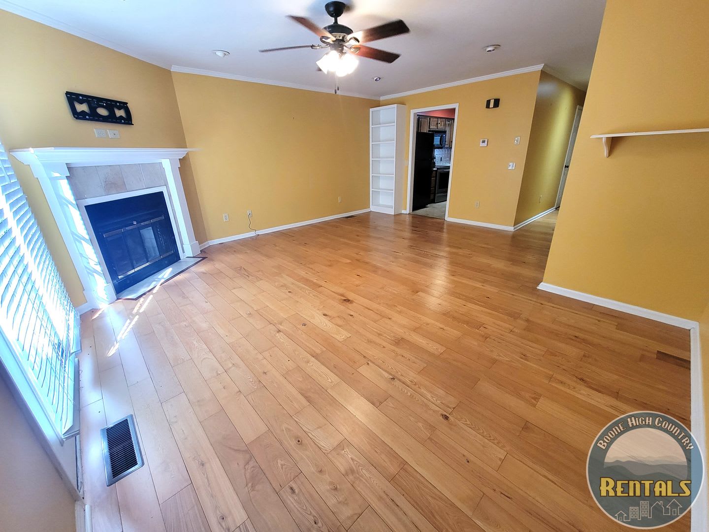 Charming 2BR/1.5BA Townhome Near the Greenway! – photo 5