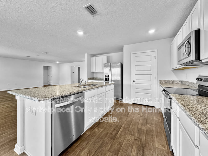 5578 Guinevere Ln – photo 2