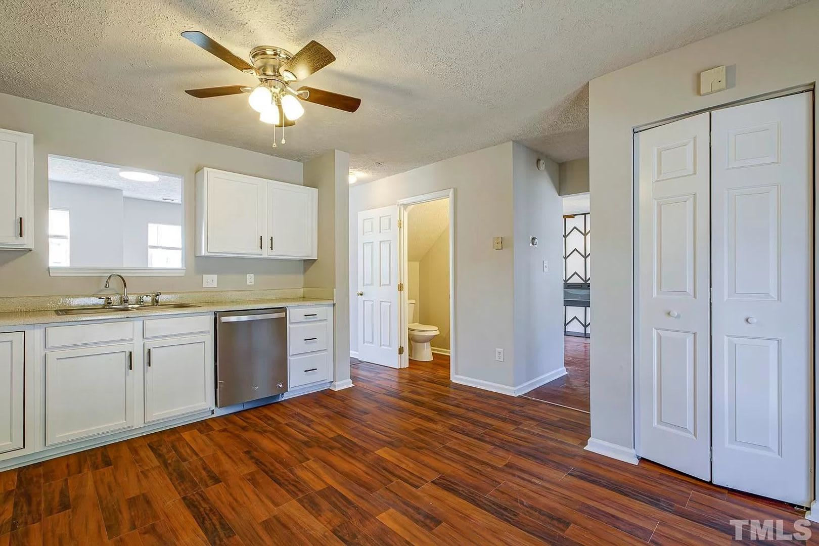 Room in 3 Bedroom Home at Sana Ct – photo 2