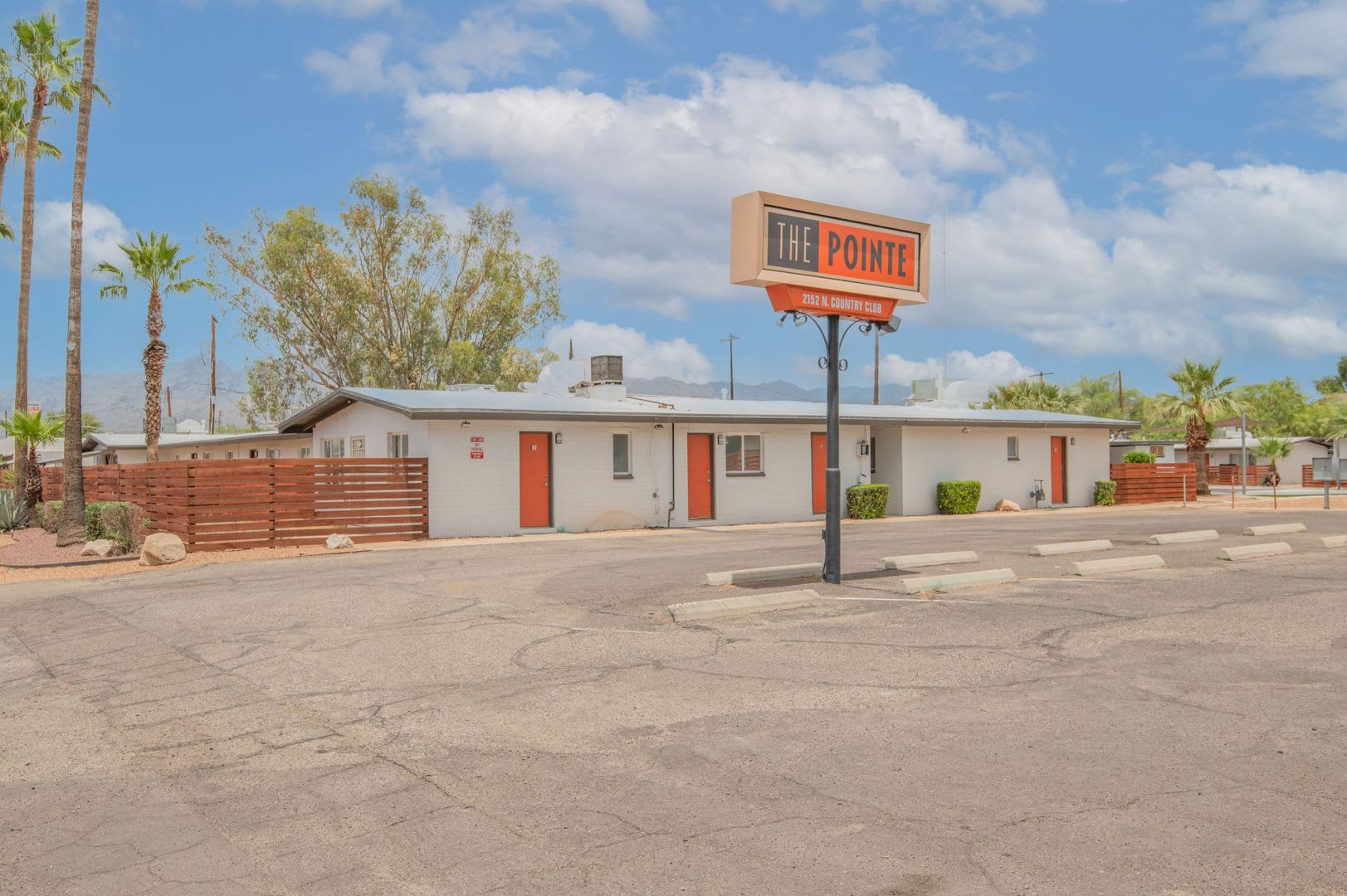 2198 Country Club – photo 5