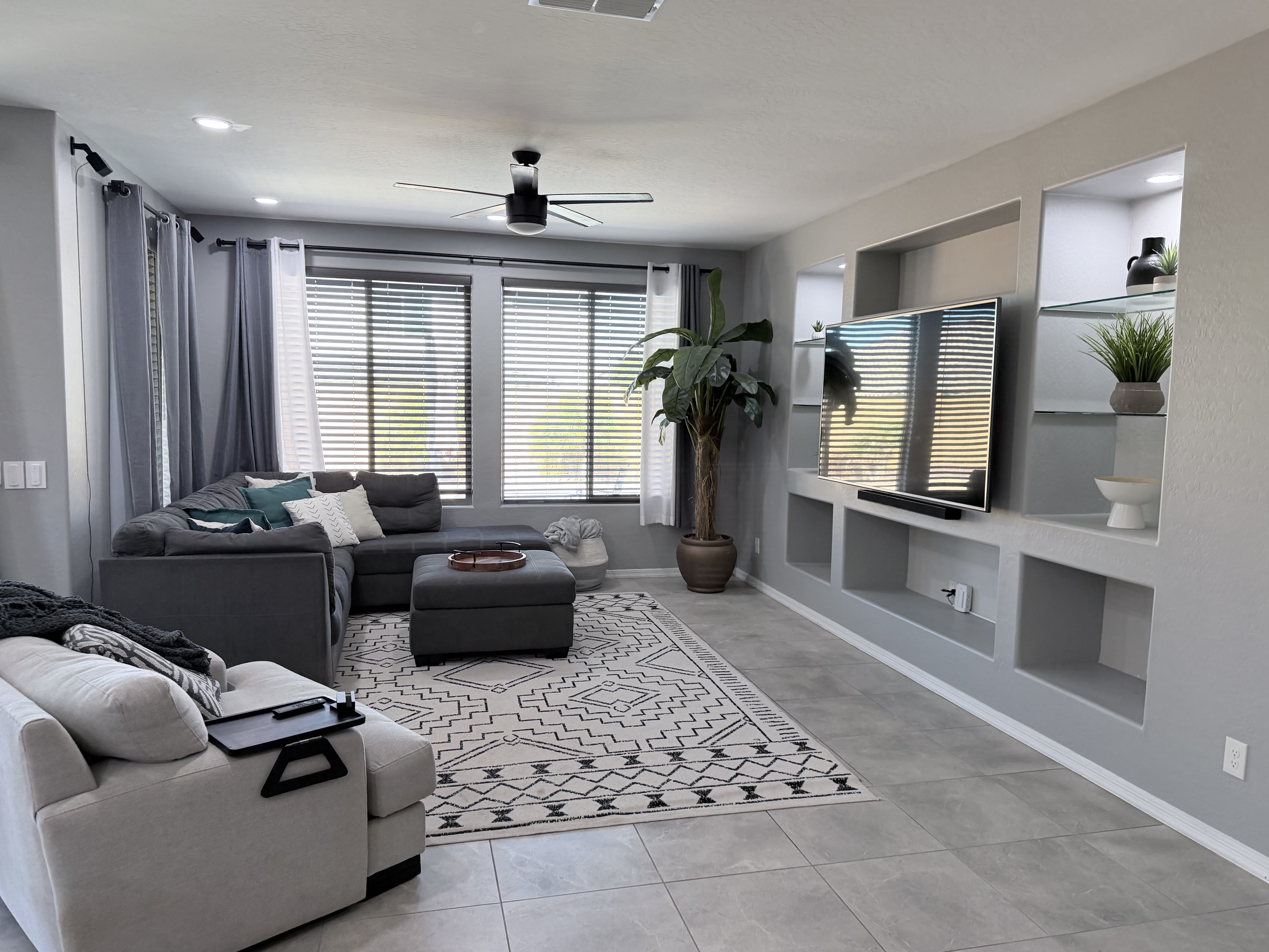 26028 W Matthew Dr – photo 1
