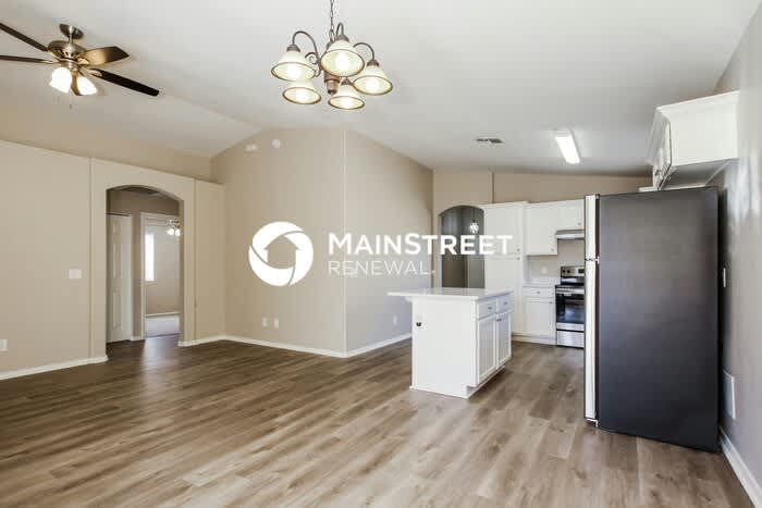 8815 West Manzanita Drive – photo 3