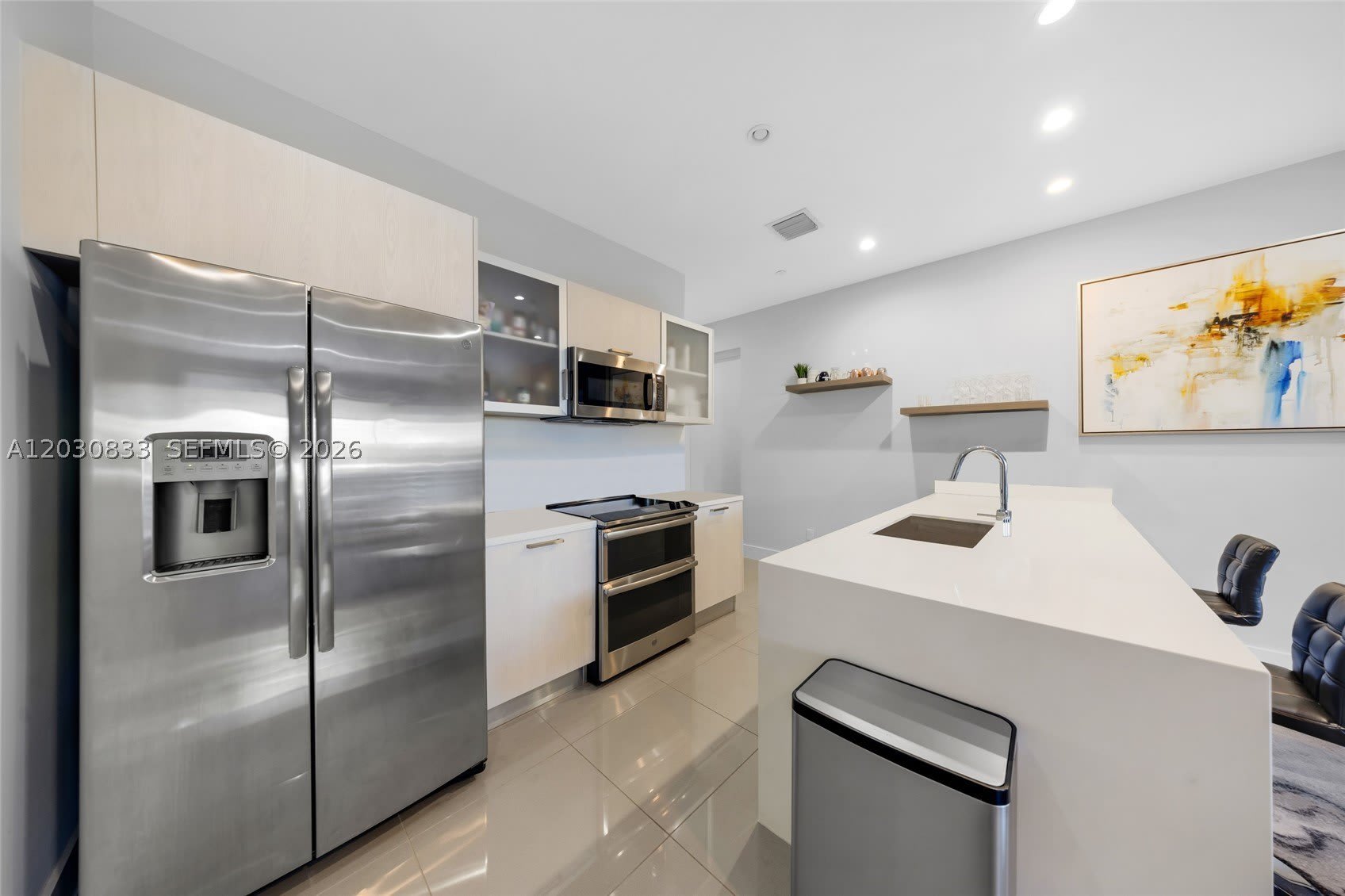 1025 Ne 18Th Ave – photo 4