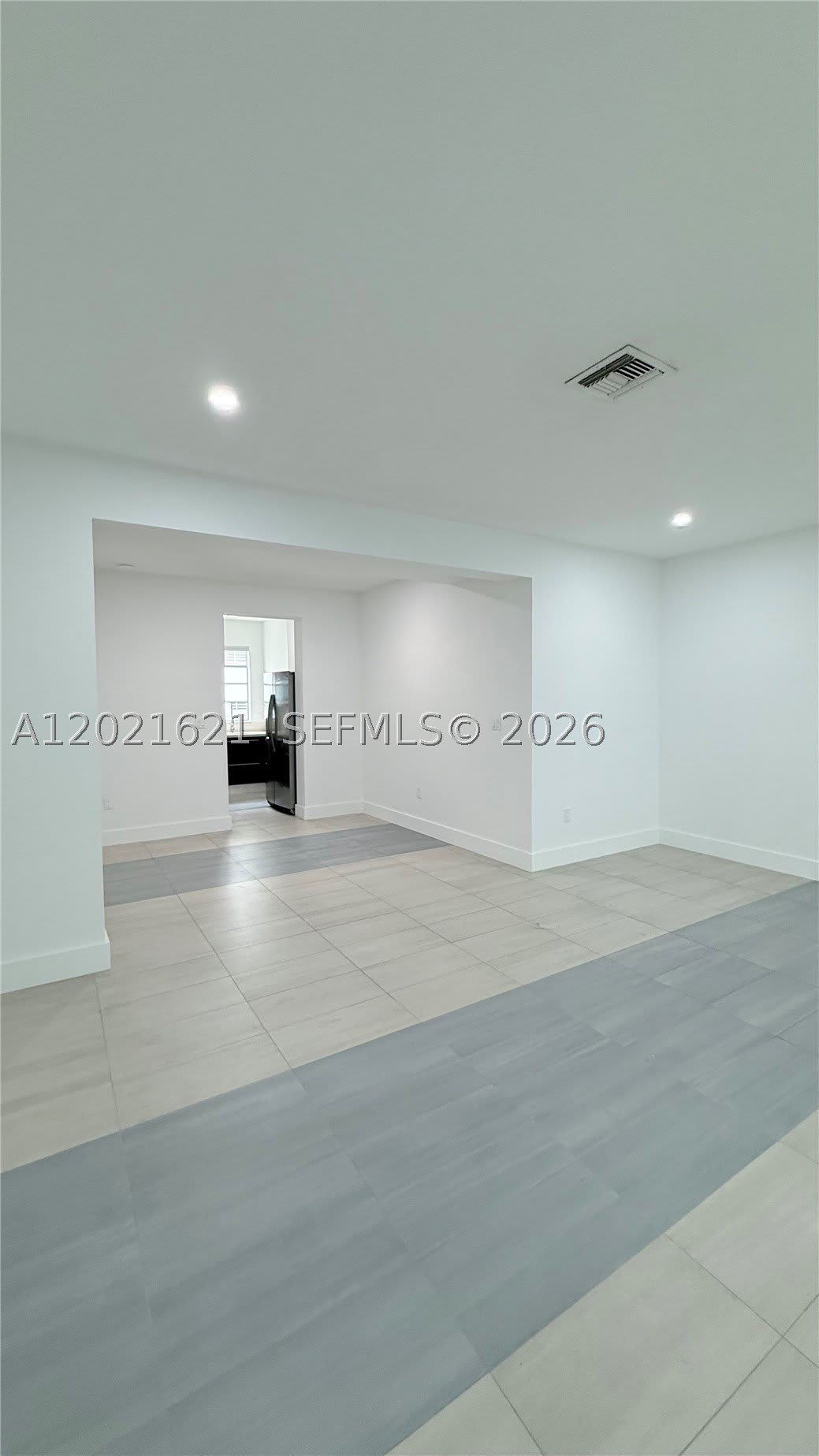 2021 Meridian Ave – photo 4