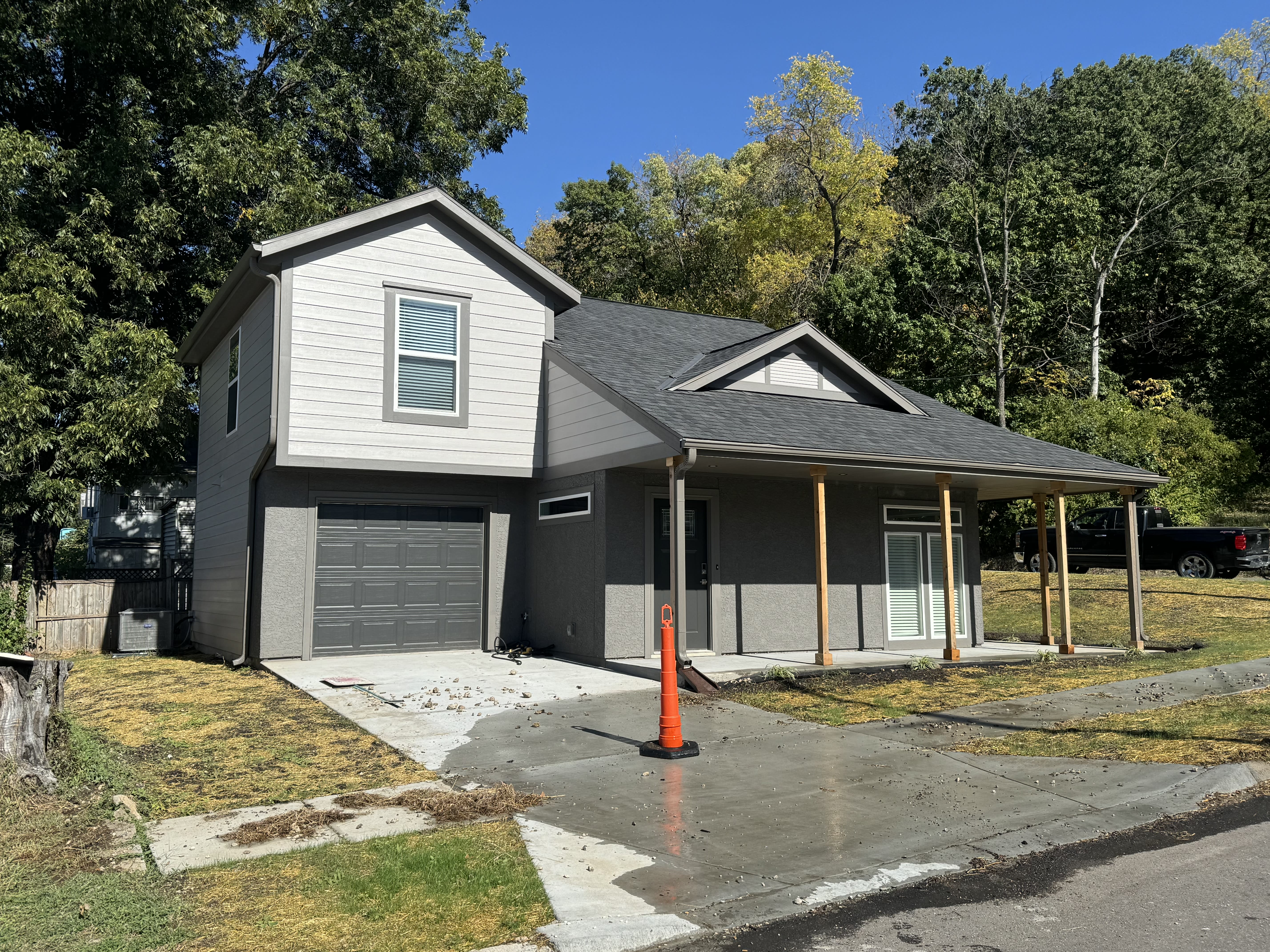 748 Seminary Street – photo 2