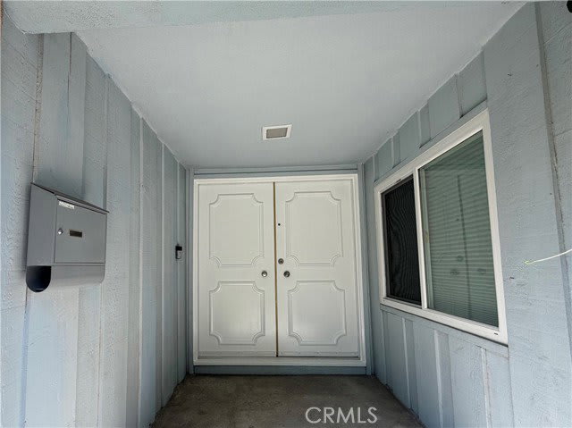 6621 Whitman Avenue – photo 2