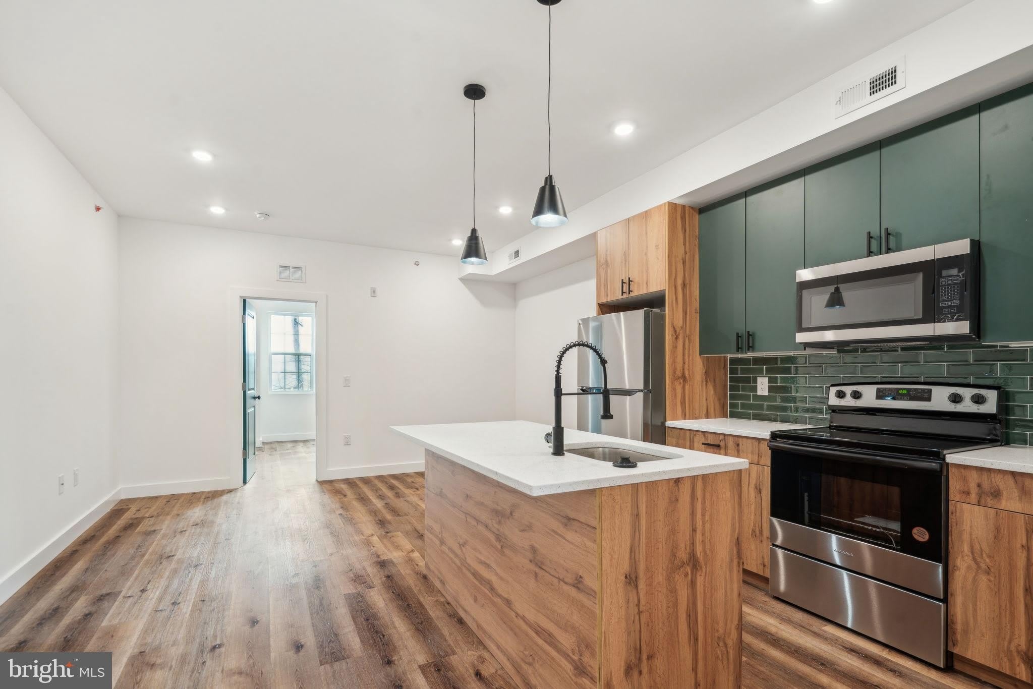 2616 N 11TH Street – photo 2