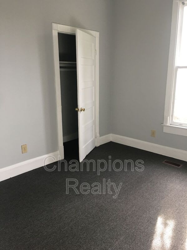 1540 14th Ave – photo 4