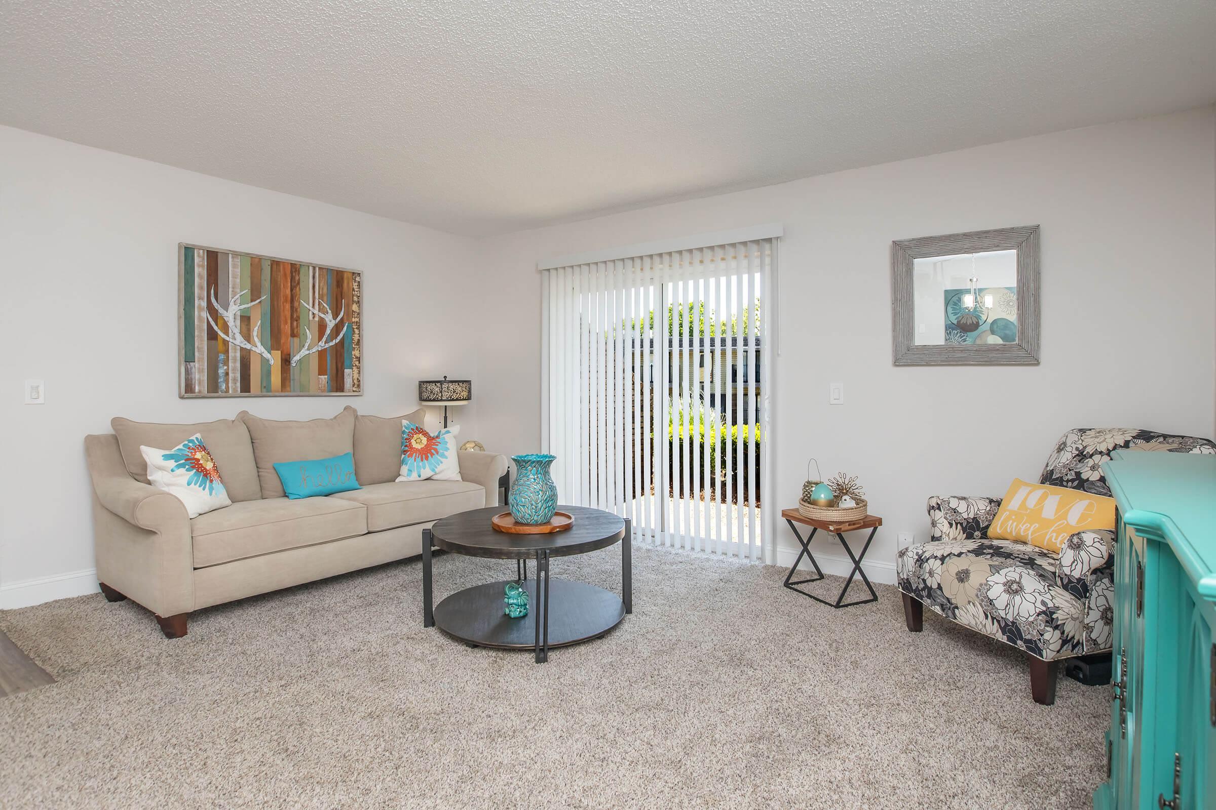 Nob Hill Apartment Homes – photo 1